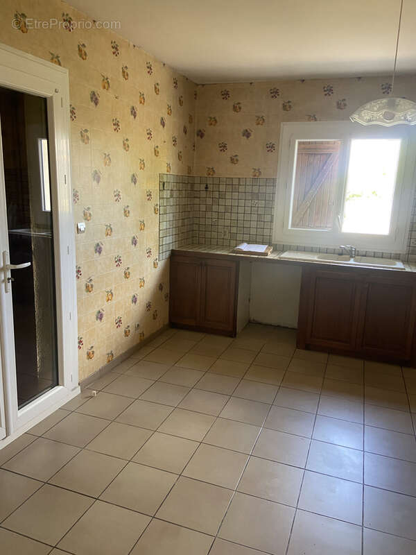 Entre La Réole et Langon - Maison de plain-pied de 90 M2 avec jardin - photo 6