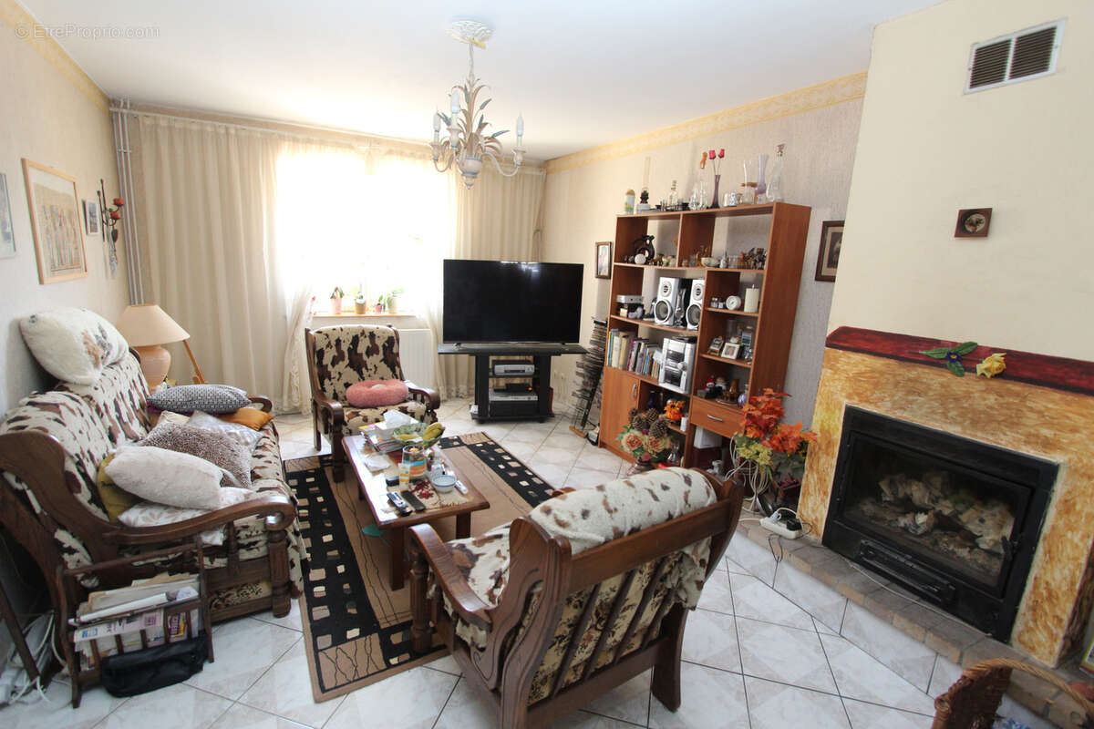 Maison 5 pièces 122 m2 - photo 2