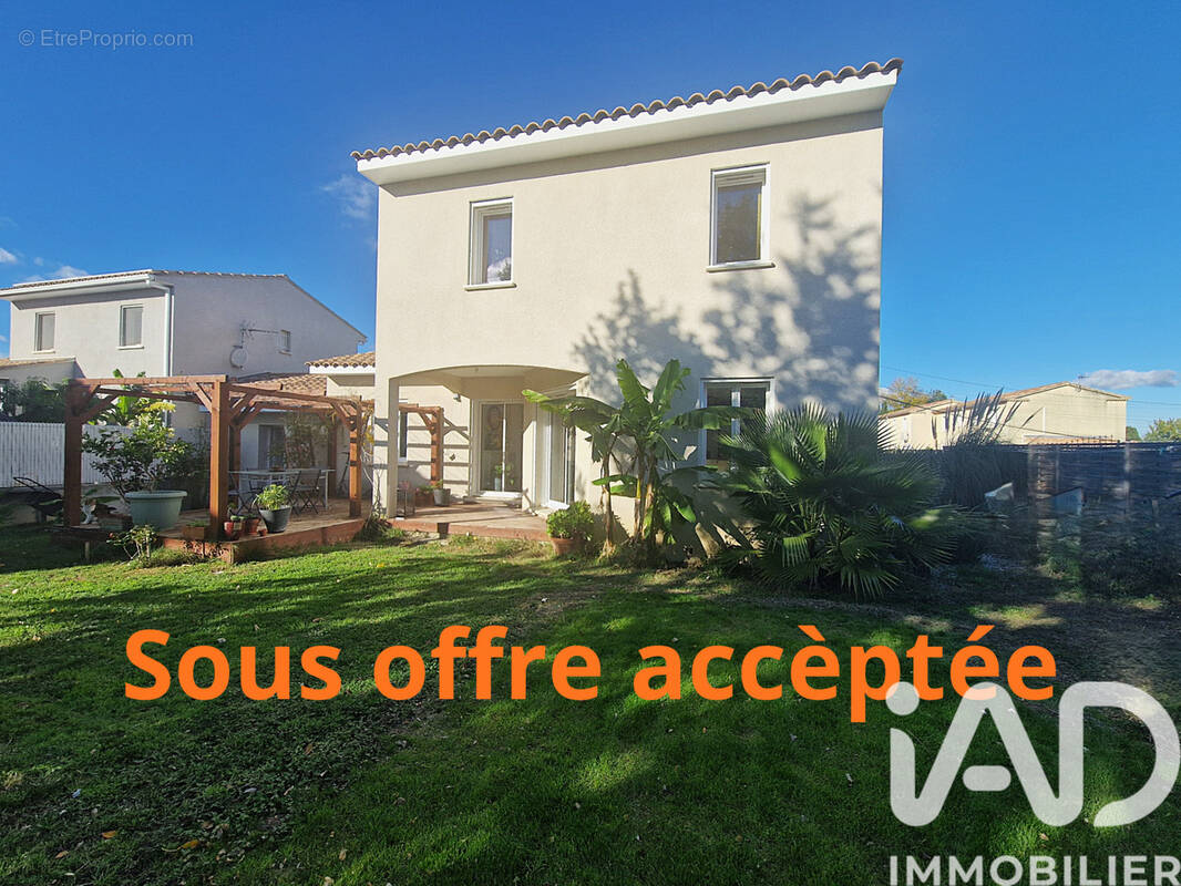 Photo 1 - Maison à SAINT-LAURENT-DES-ARBRES