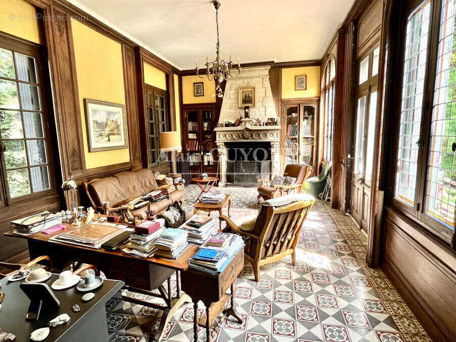 Maison à PONT-L&#039;EVEQUE