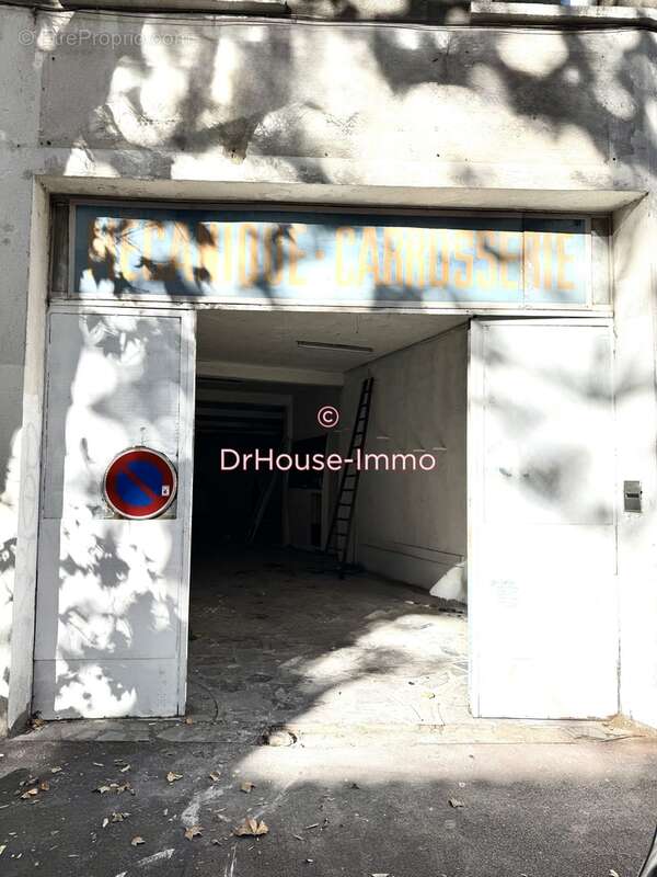 Commerce à MARSEILLE-5E