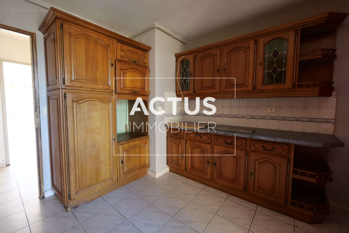 Appartement à SALON-DE-PROVENCE