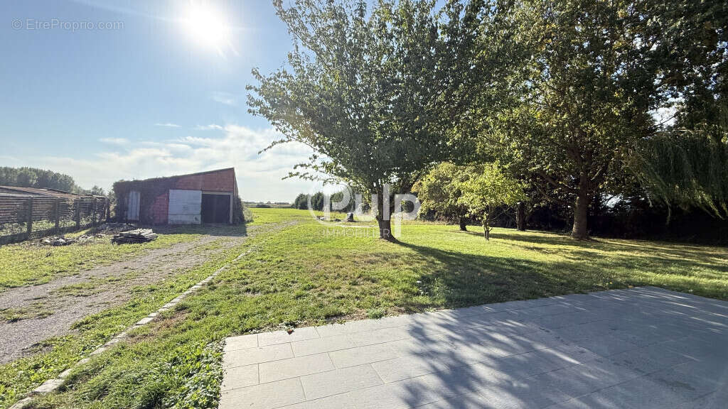 Maison à LE DOULIEU