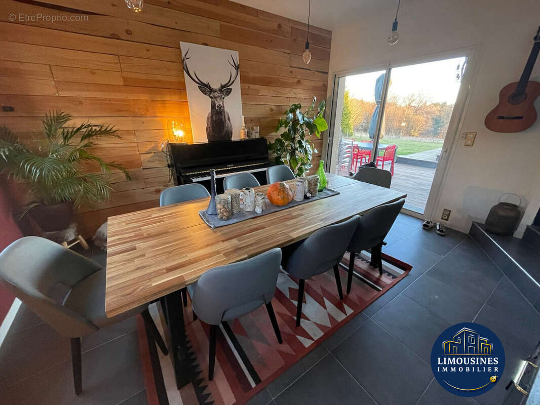 Maison à SAINT-JOUVENT