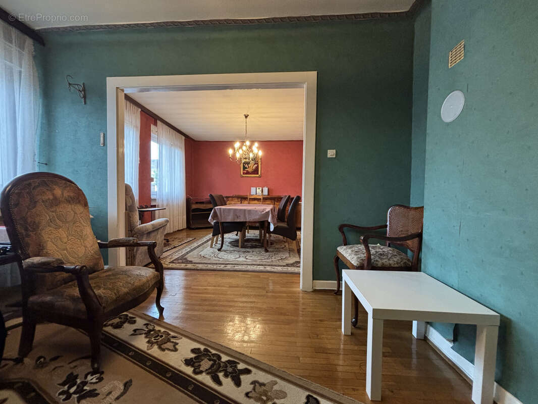 Maison à BOUZONVILLE