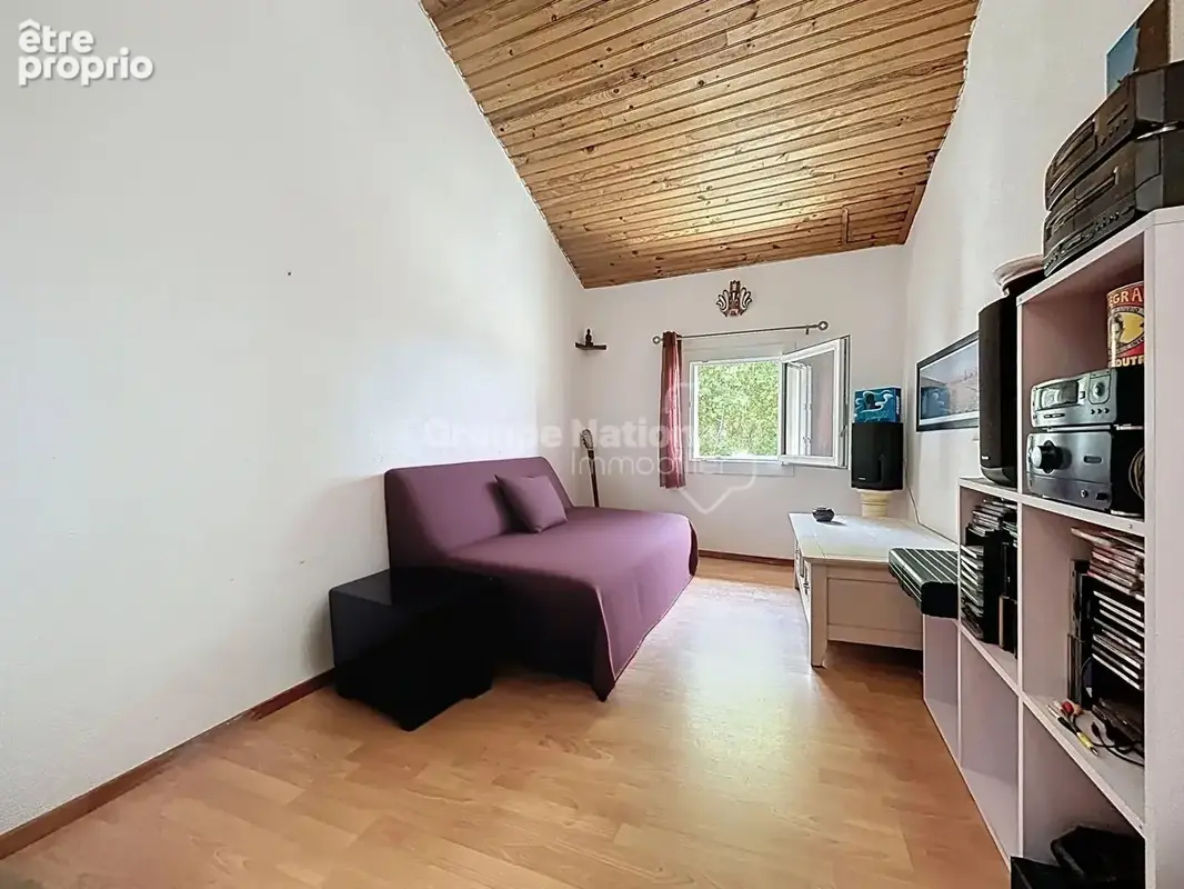 Caromb 120m2 habitables, 4 Chambres, une terrasse, un balcon - photo 10