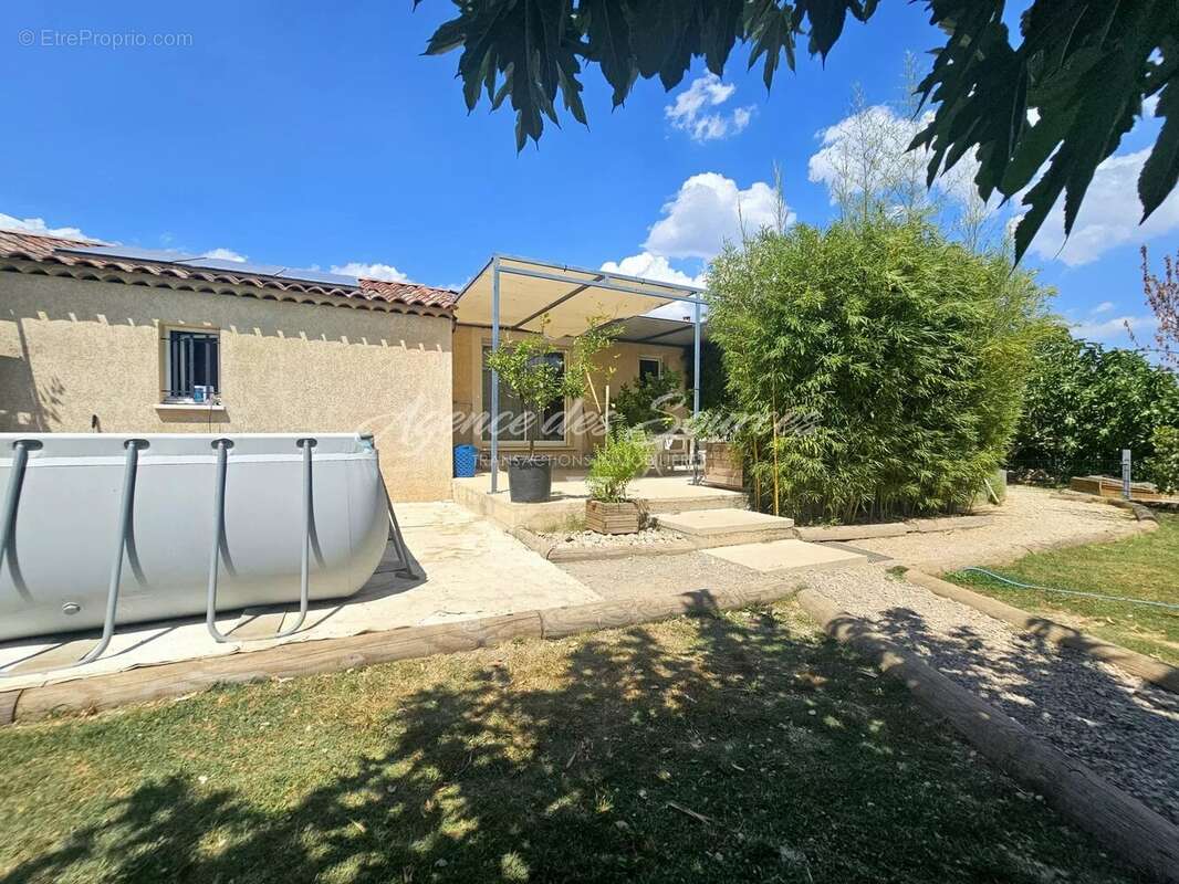 Villa T5 plain-pied avec garage au VAL - photo 10