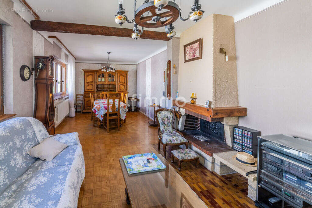 Maison à MORHANGE