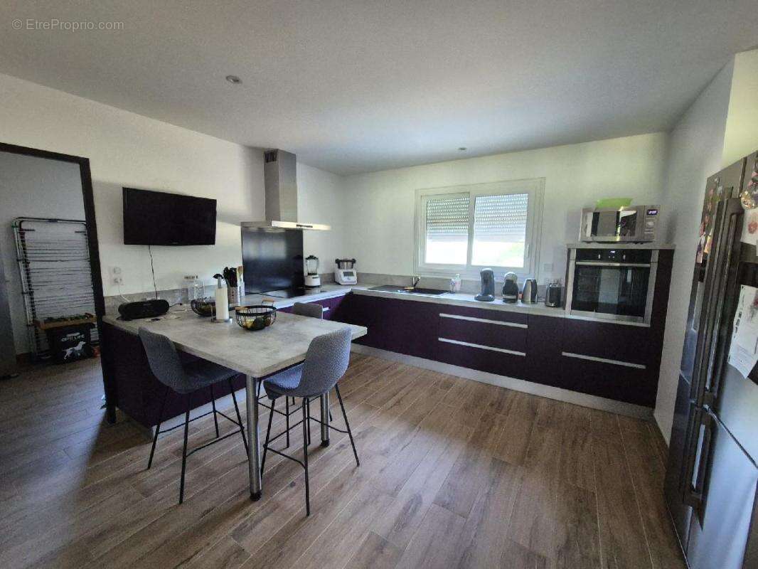 Maison 123 m² à Bernay-Saint-Martin  - photo 3