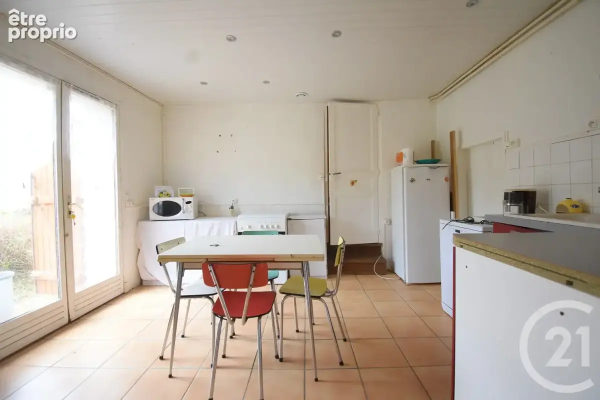Maison 69 m² à Cusset  - photo 3