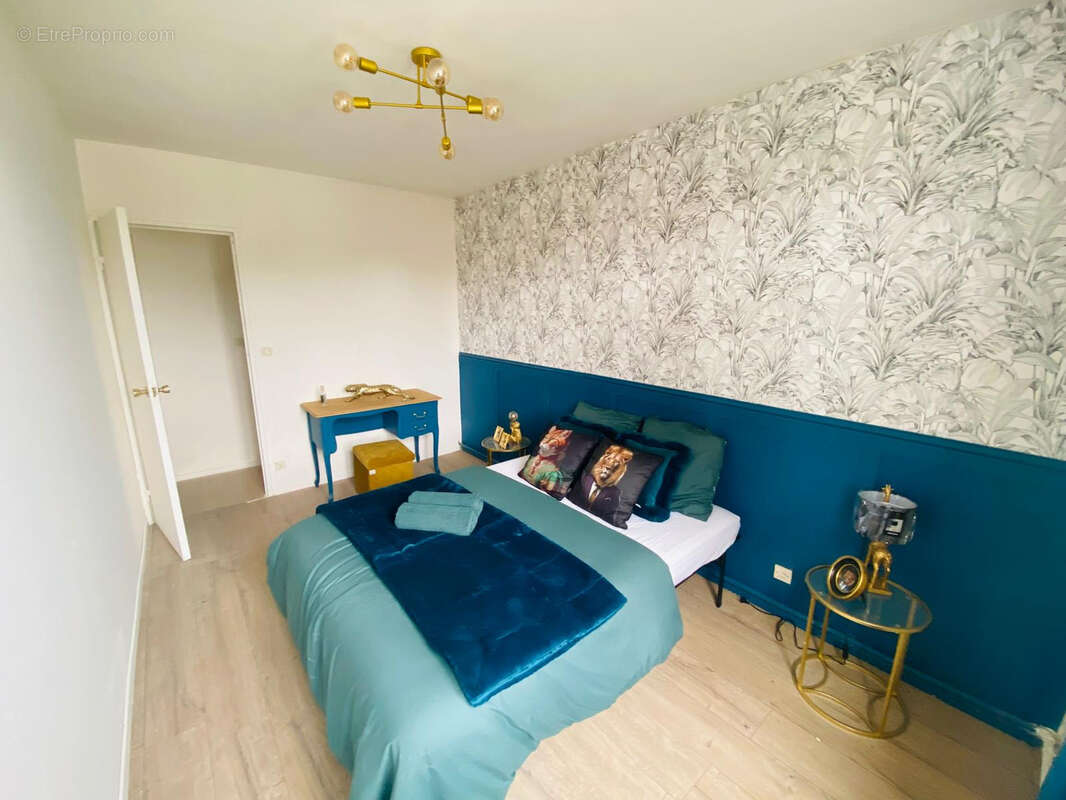 Maison à SAINT-LAURENT-DE-LA-SALANQUE