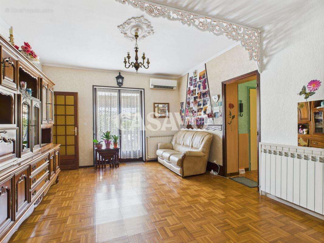 Maison à CHASSE-SUR-RHONE