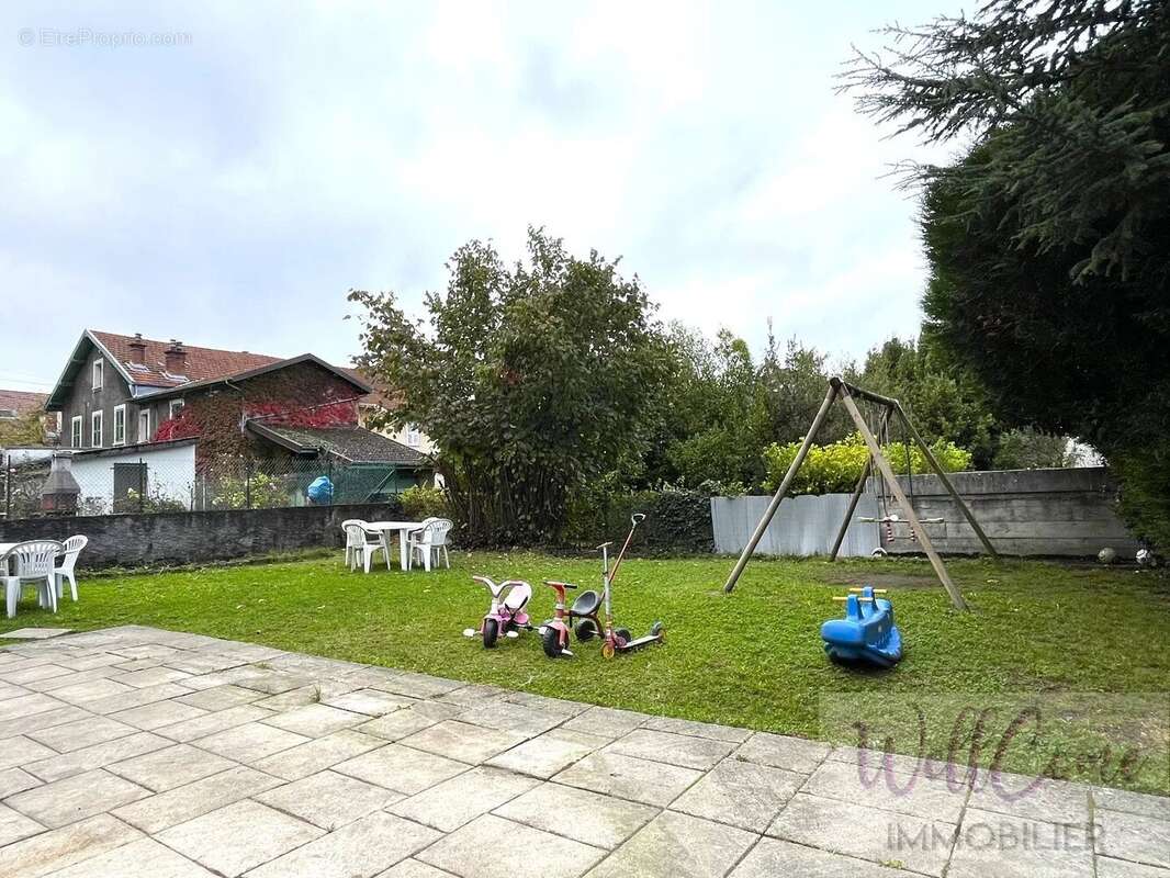 Appartement à AIX-LES-BAINS