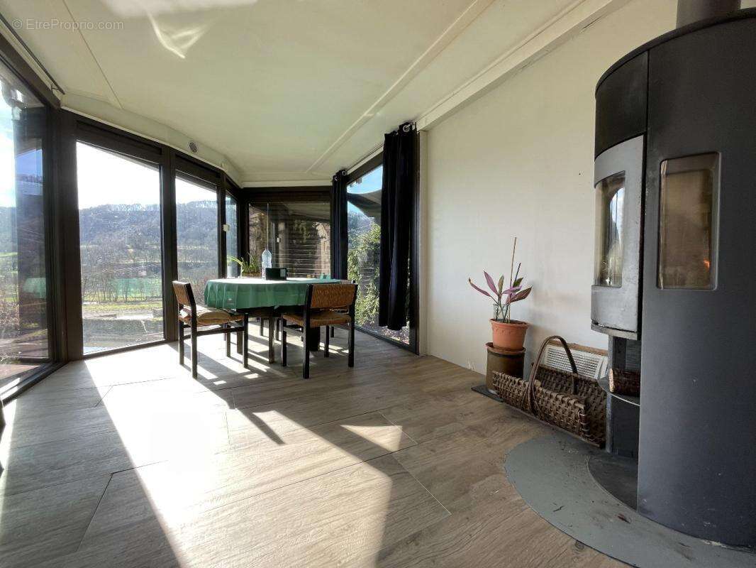 Maison à SAINT-MARTIN-VALMEROUX