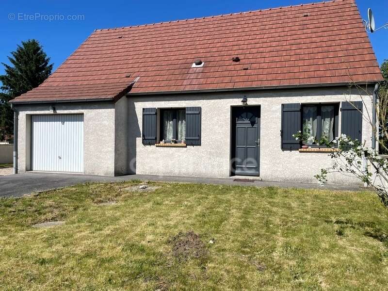 Maison à TERGNIER