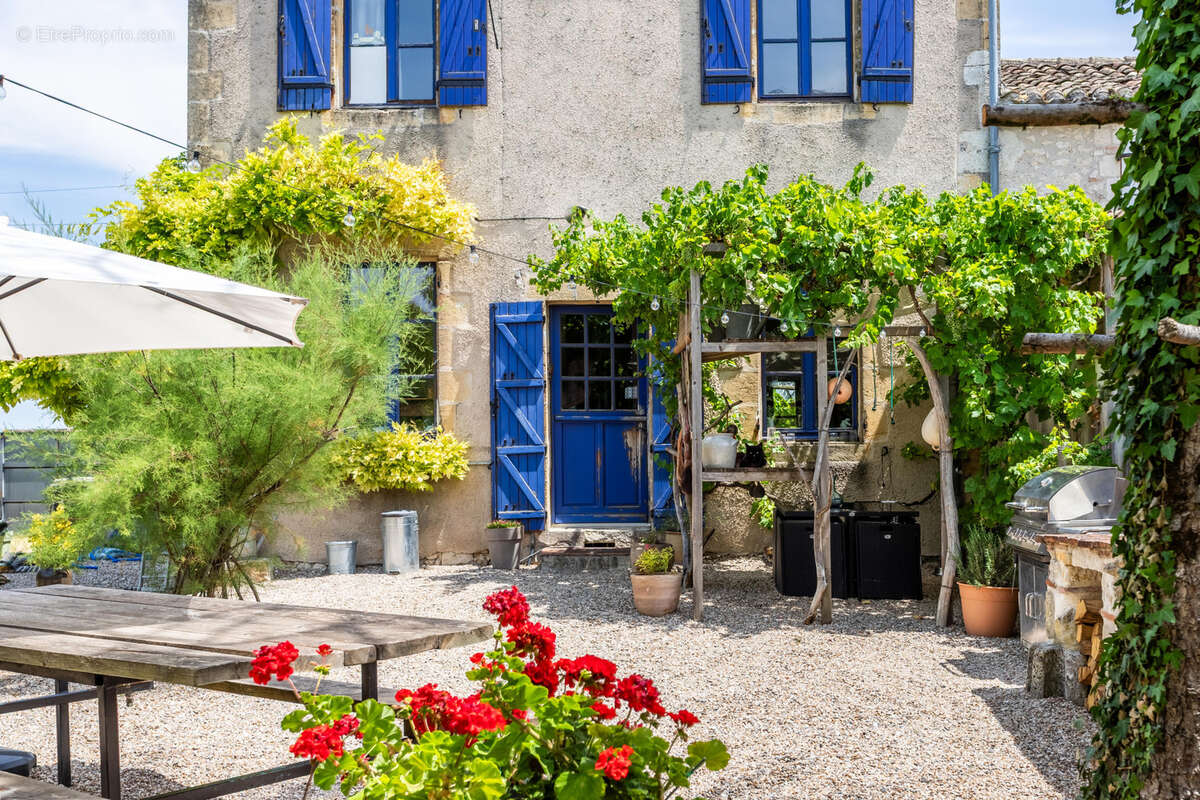 Maison de village avec jardin - photo 4
