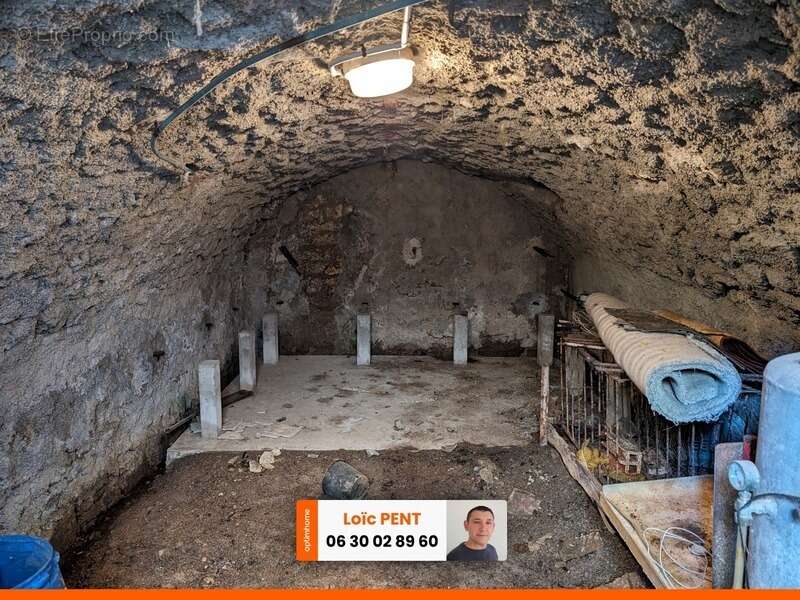 Maison de 66m², 5 pièces à rénover située à Nizerolles ( 03250 ) - photo 3