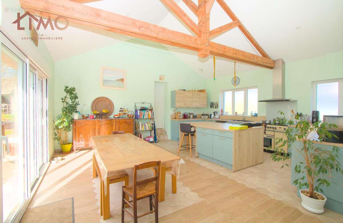 n°9 - Maison à LIMOGES