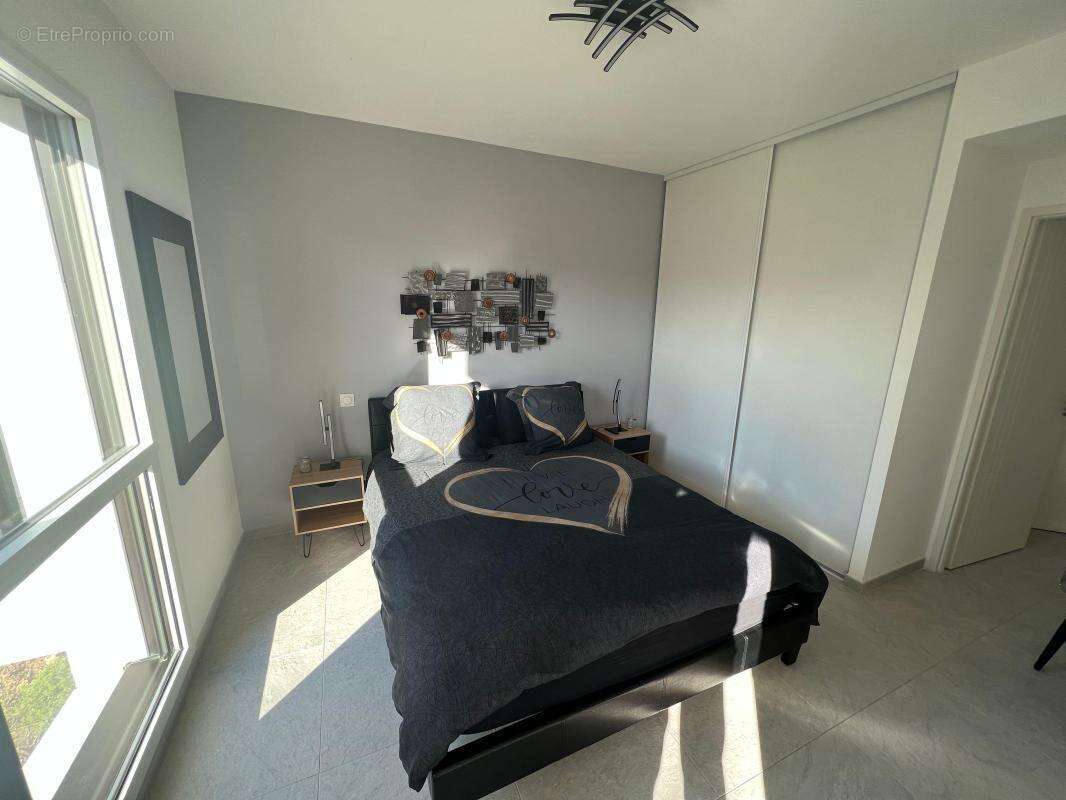 Appartement f2 avec terrasse et parking privatif a vendre résidence les terrasses de la mer - photo 9