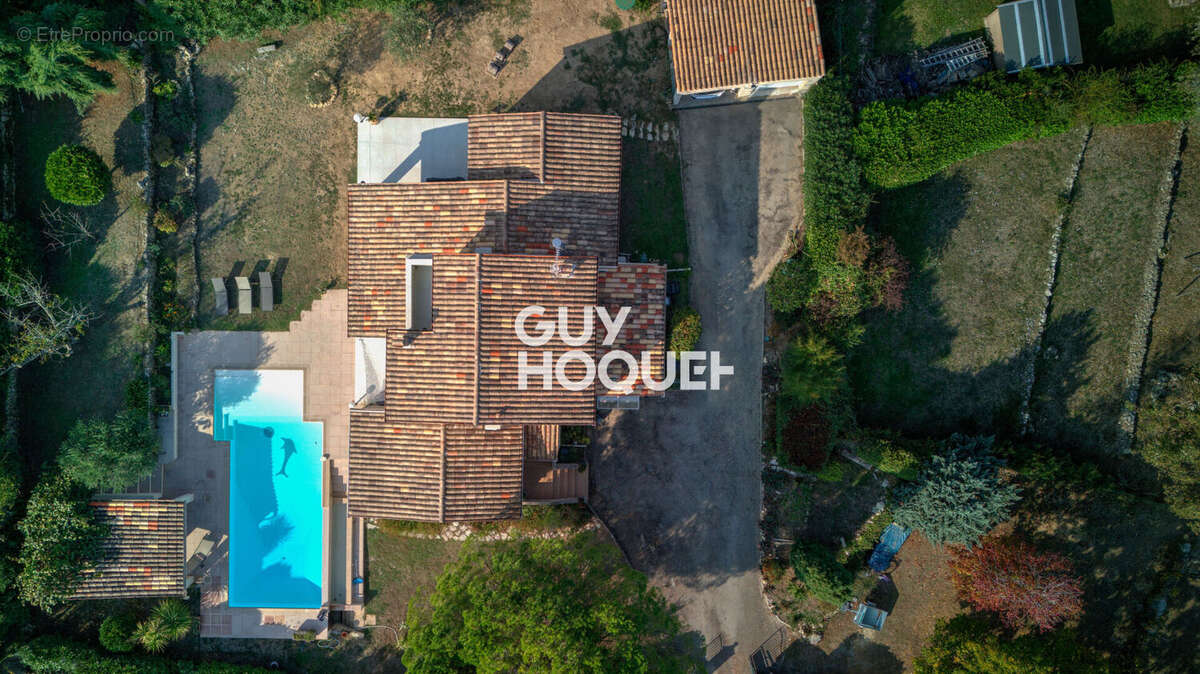 Maison à MOUANS-SARTOUX