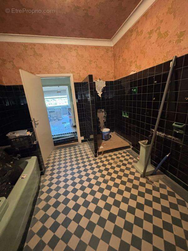 Maison à LES SALLES-DU-GARDON