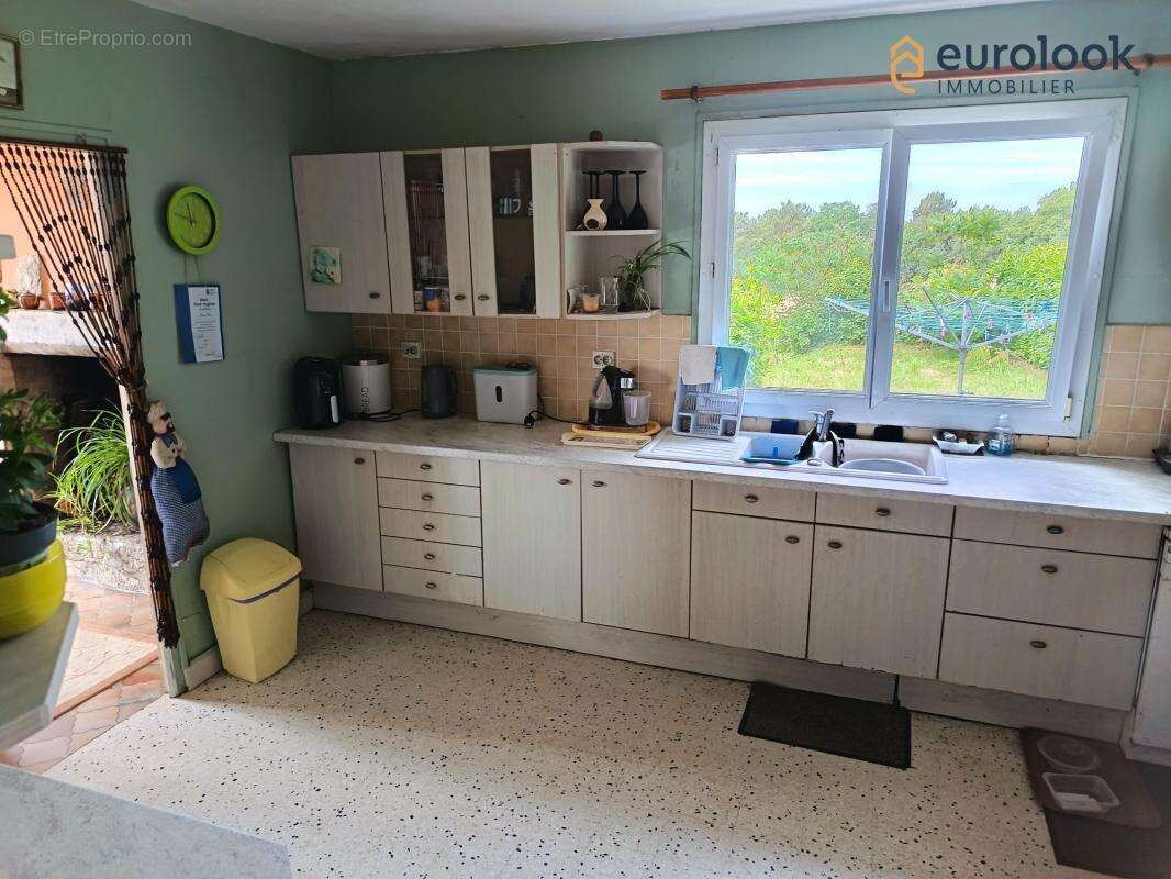 T4 96 m² sur sous-sol - photo 4