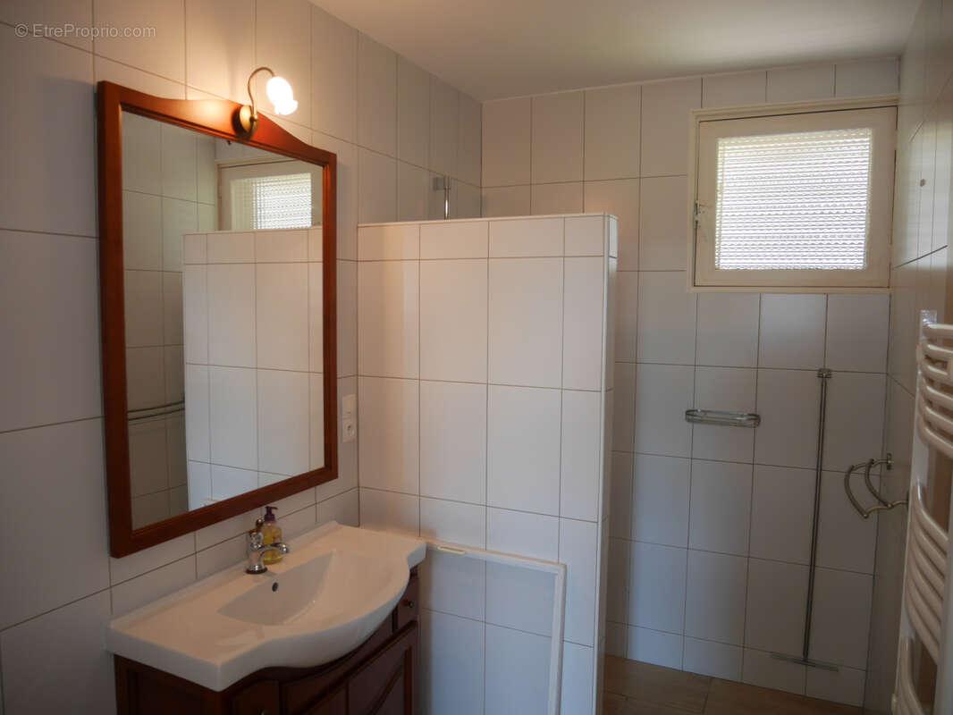 Maison à MONTIGNY-EN-MORVAN