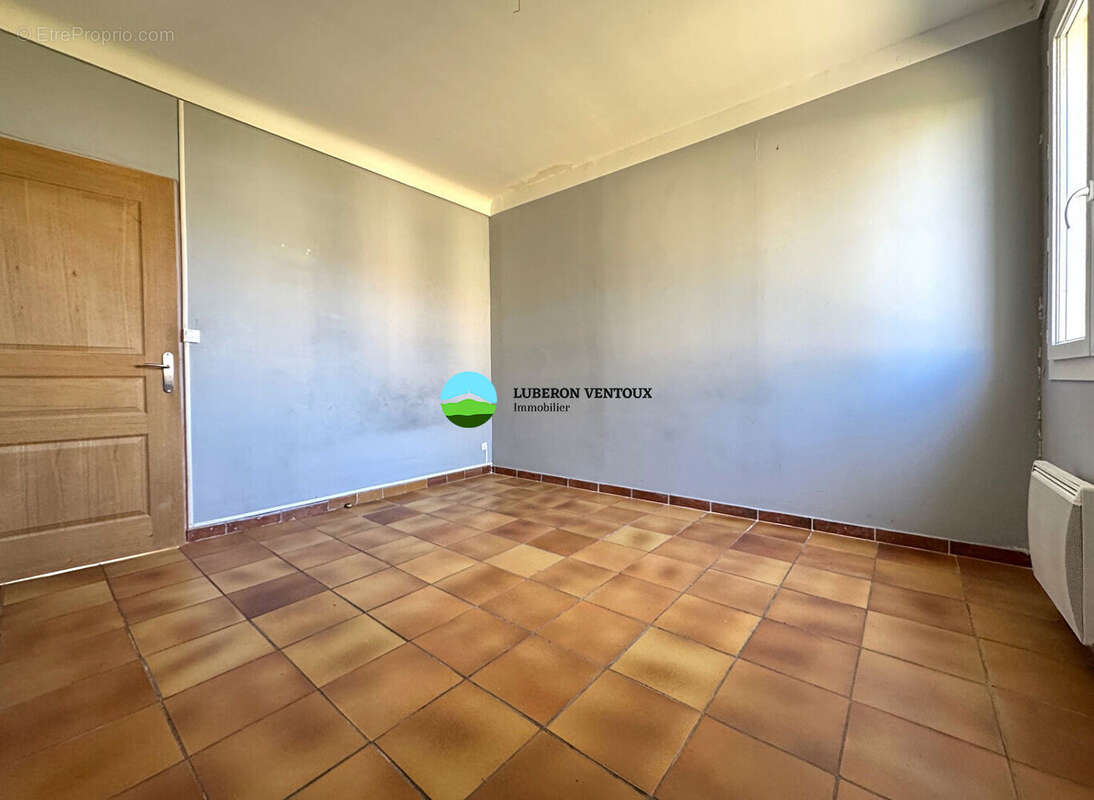 Maison à PERNES-LES-FONTAINES