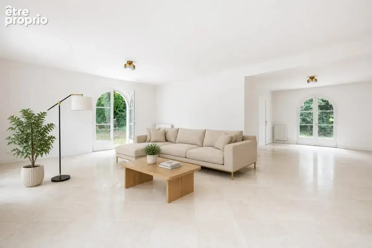 Maison de 10 pièces de 248 m² à Pontoise - photo 2