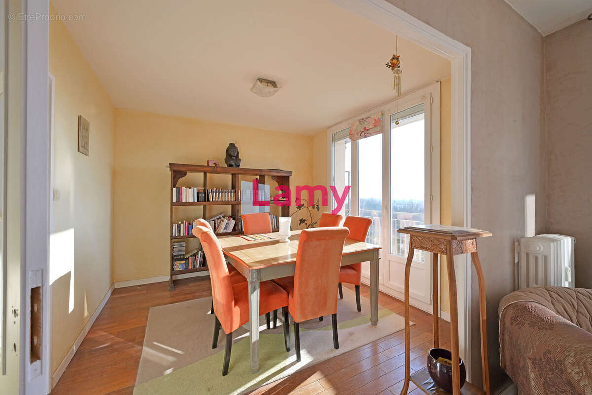 Appartement à NIMES