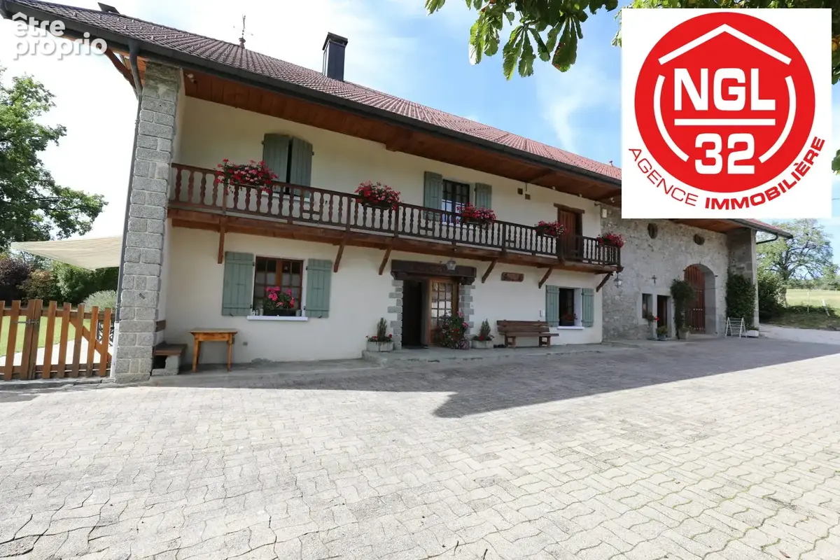 Maison 9 pièces 215 m² à vendre à Etaux (74800) - photo 1