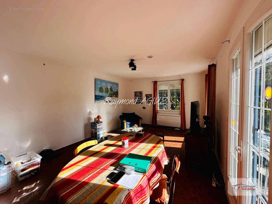 Maison à PORT-SAINTE-FOY-ET-PONCHAPT