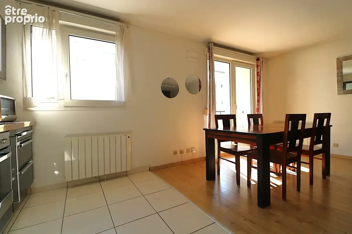 Charmant T2 de 50m² avec cave et possible place de parking - photo 3