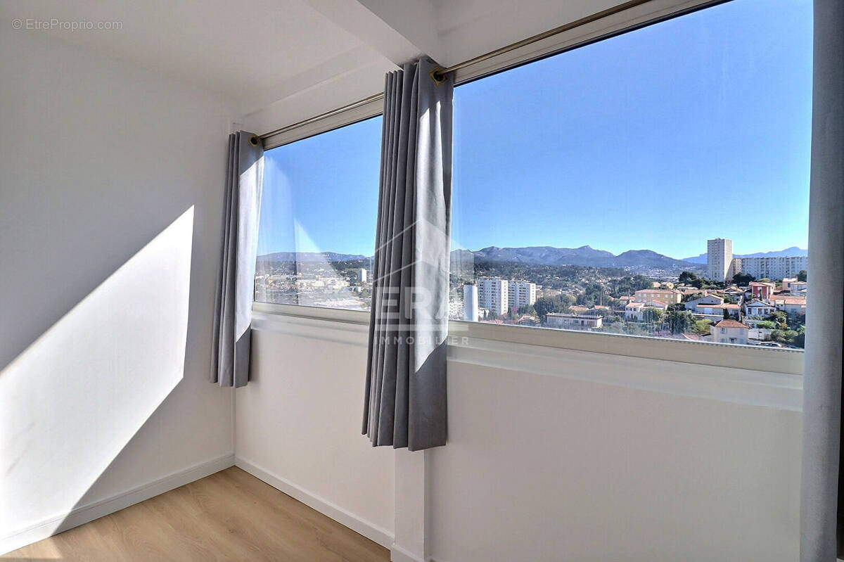 Appartement à MARSEILLE-11E