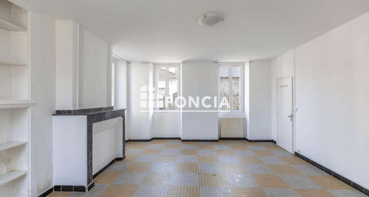 Maison à BERNAC-DEBAT