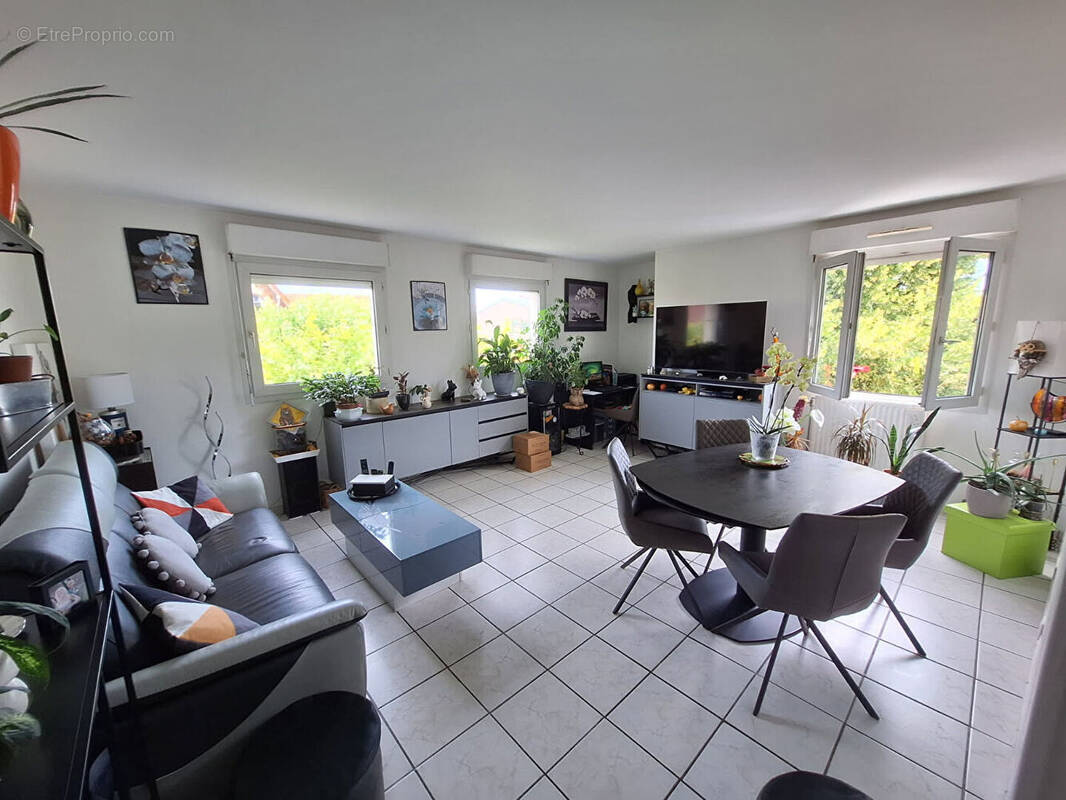 Appartement à LE PRE-SAINT-GERVAIS