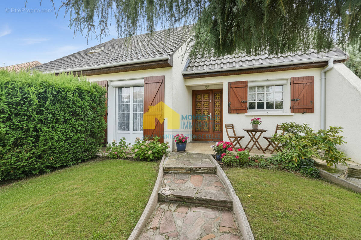 Maison à VILLIERS-SUR-ORGE