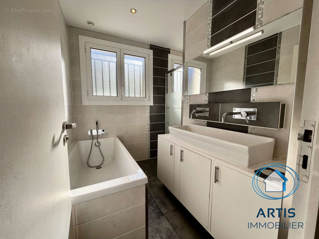 Appartement à CIBOURE