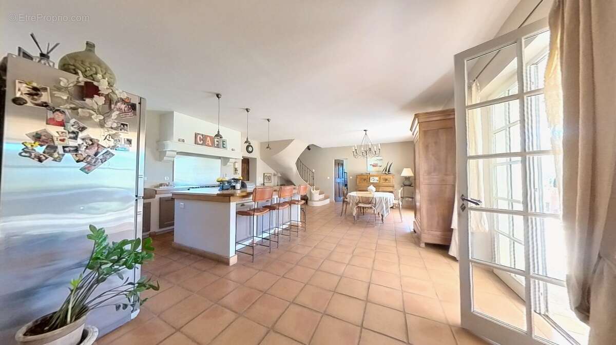 Maison à BESSAN