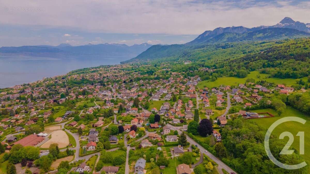 Maison à NEUVECELLE
