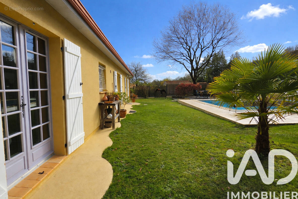 Photo 1 - Maison à LANGOIRAN