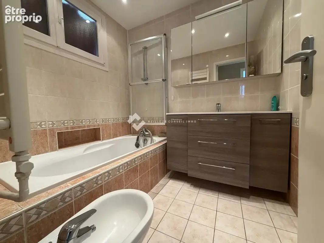 Maison 7 pièces 154 m² à vendre à Le Thillay (95500) - photo 5