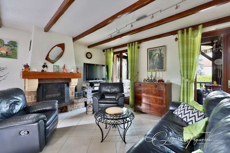Maison à CHAPONOST