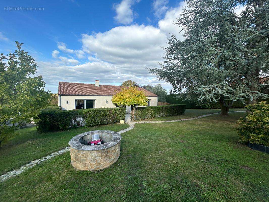 Maison à CHAMPTOCEAUX