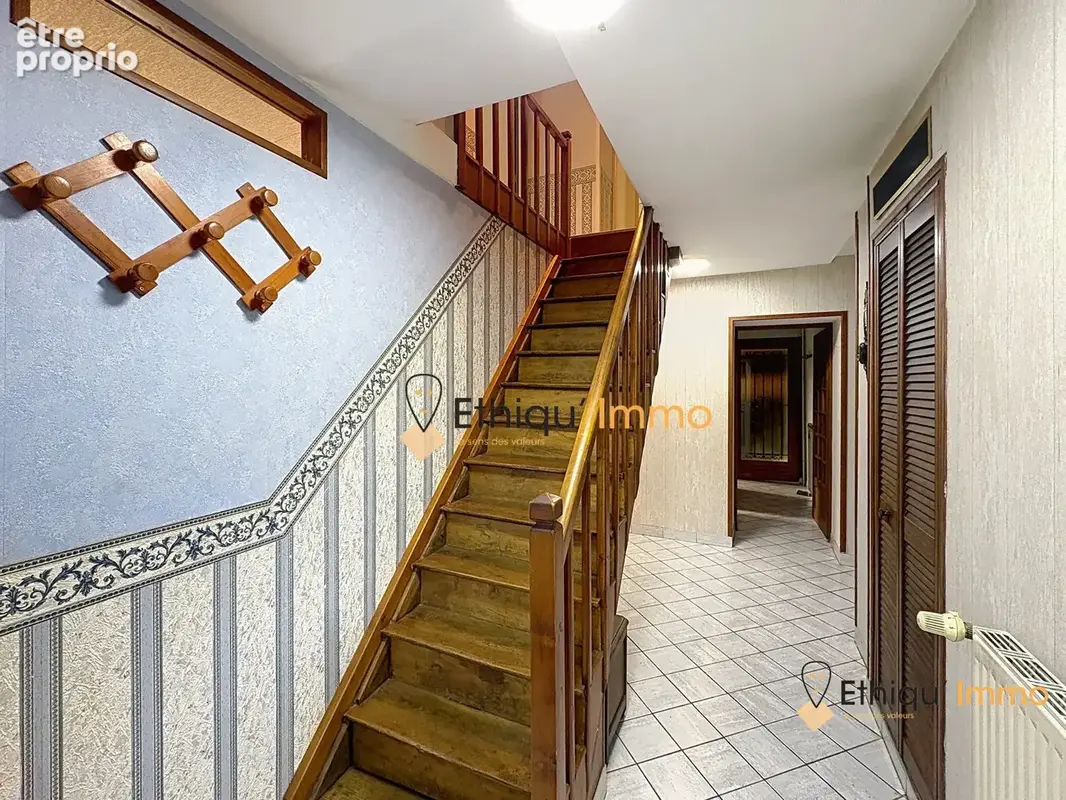 Maison 8 pièces 224 m² à vendre à Dommartin-Le-Saint-Pere (52110) - photo 2