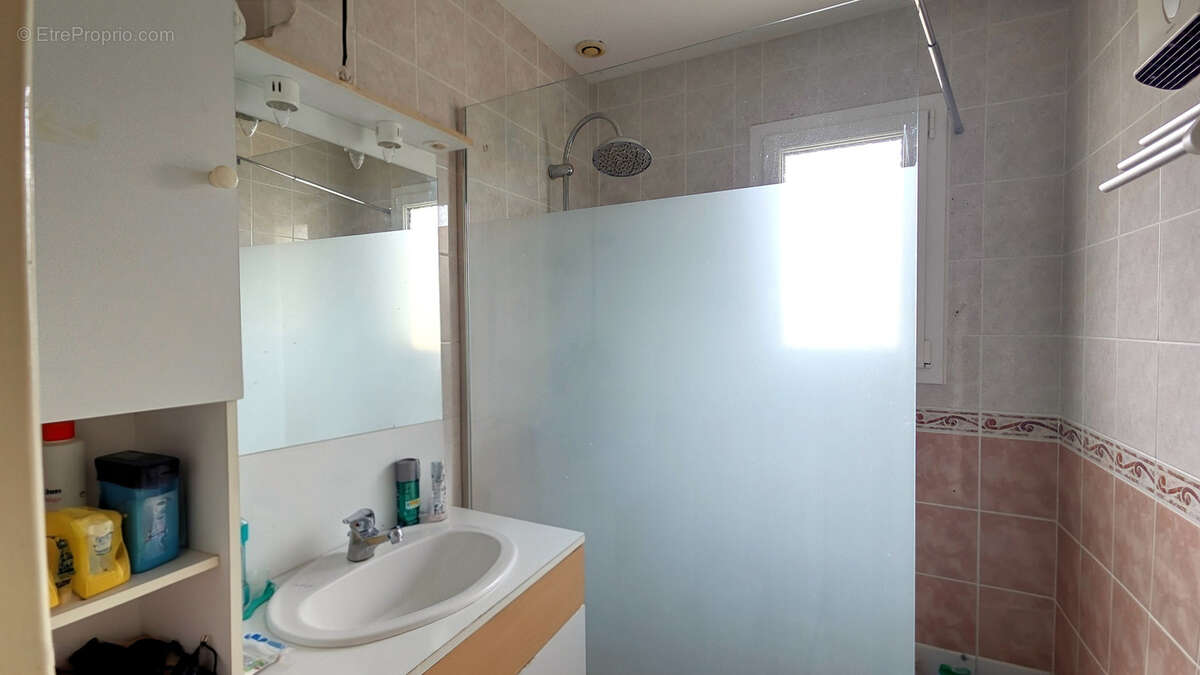 Maison à SAINT-JULIEN-DES-LANDES