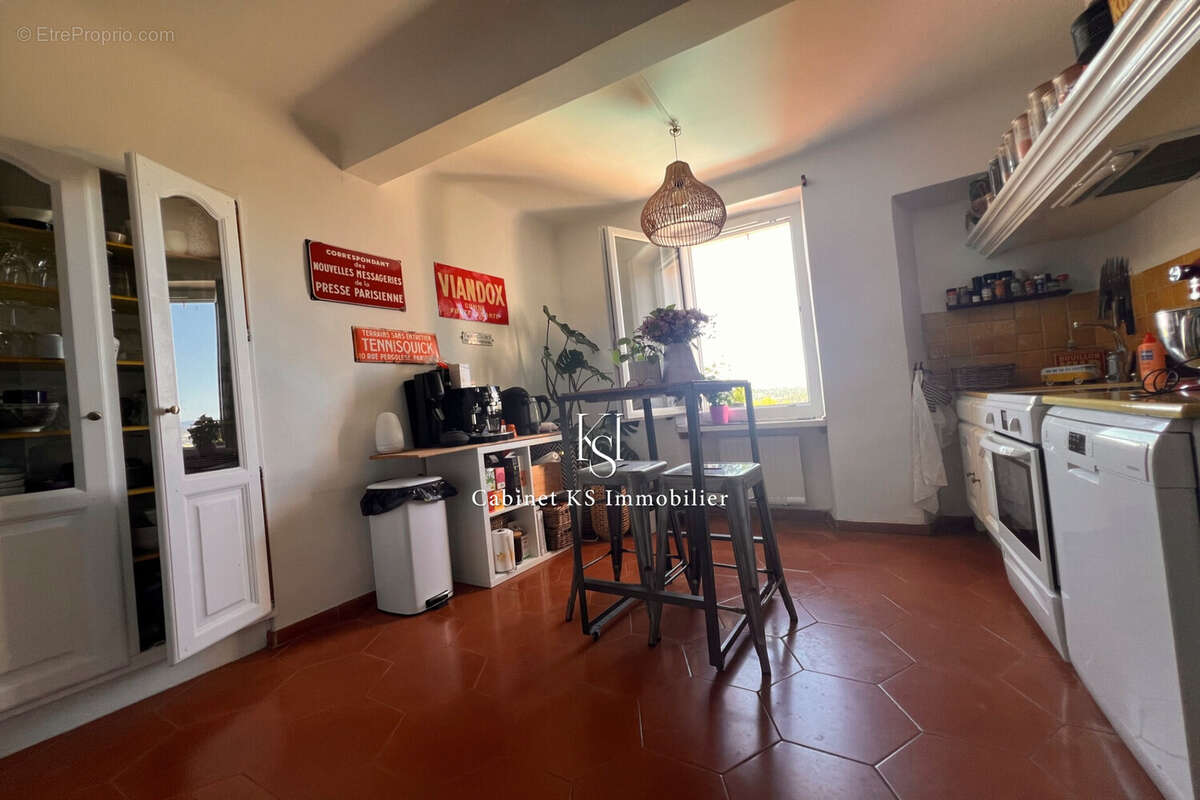 Maison 6 pièces 126 m² à vendre à Seillons-Source-D'argens (83470) - photo 4