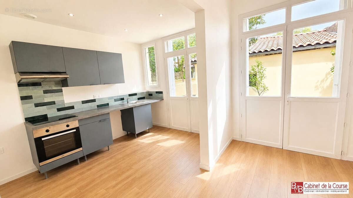 Appartement à BORDEAUX