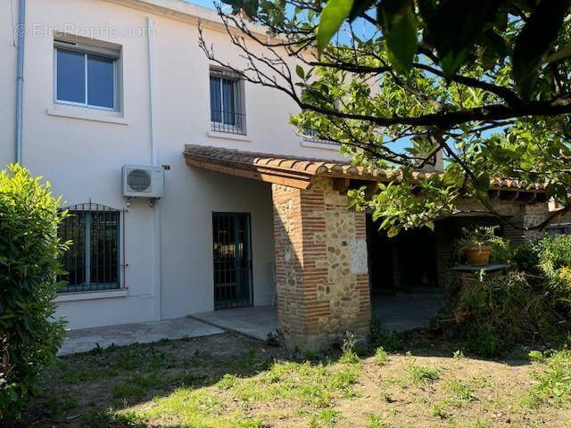   - Maison à TOULOUGES