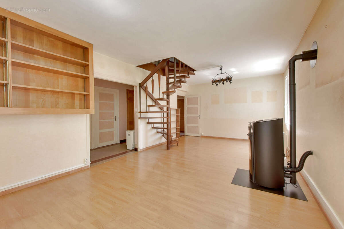 Maison à ECHIROLLES